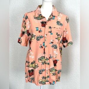 Croft and Barrow Tropical Peach Short Sleeve Button Down Hawaiian Shirt Men’s Sm